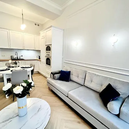 Ho!house Bulwar Staromiejski Апартаменти Вроцлав